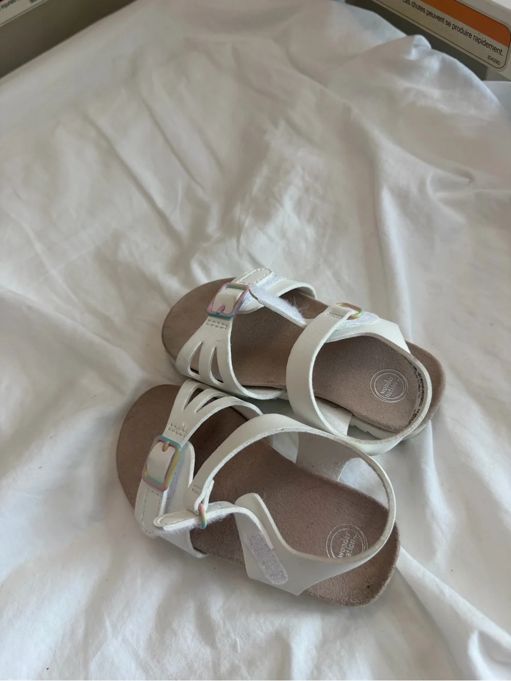 Kids White Leather Buckle Sandals